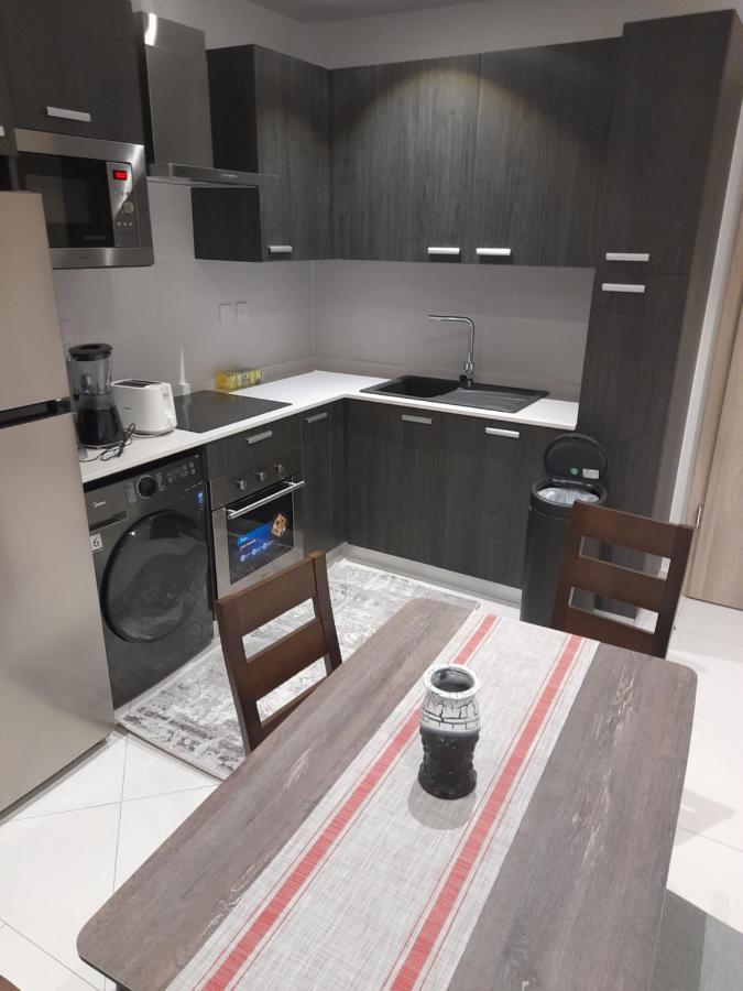 The Lennox D-Plus Apartments Accra Esterno foto