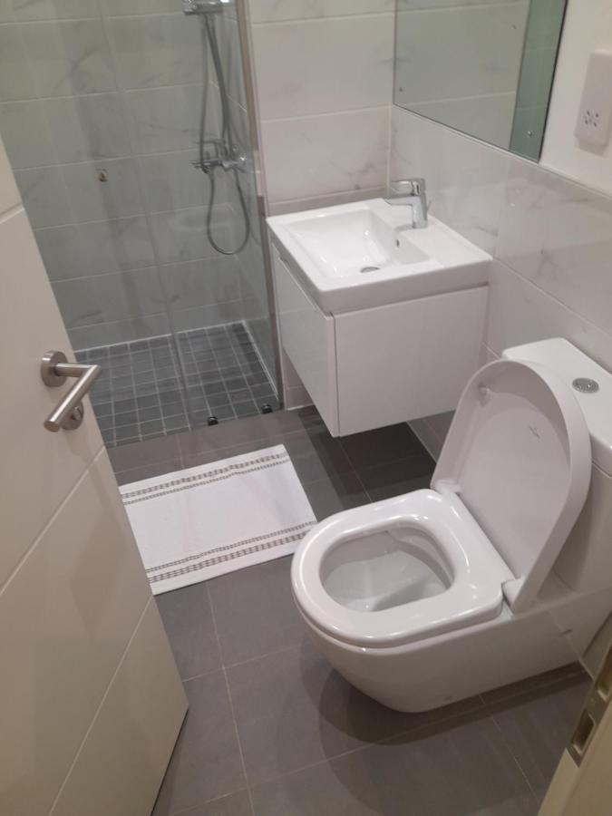 The Lennox D-Plus Apartments Accra Esterno foto