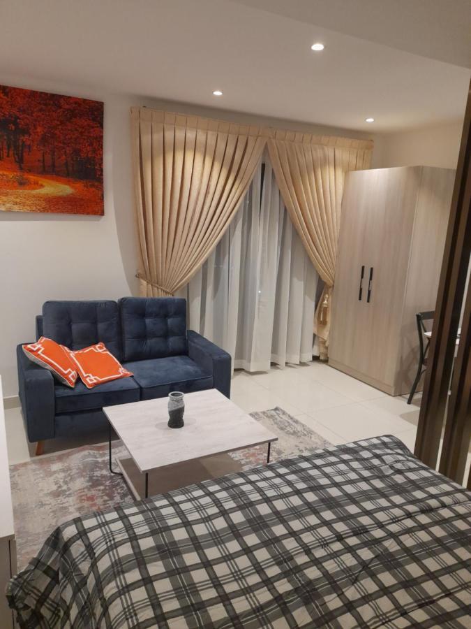 The Lennox D-Plus Apartments Accra Esterno foto