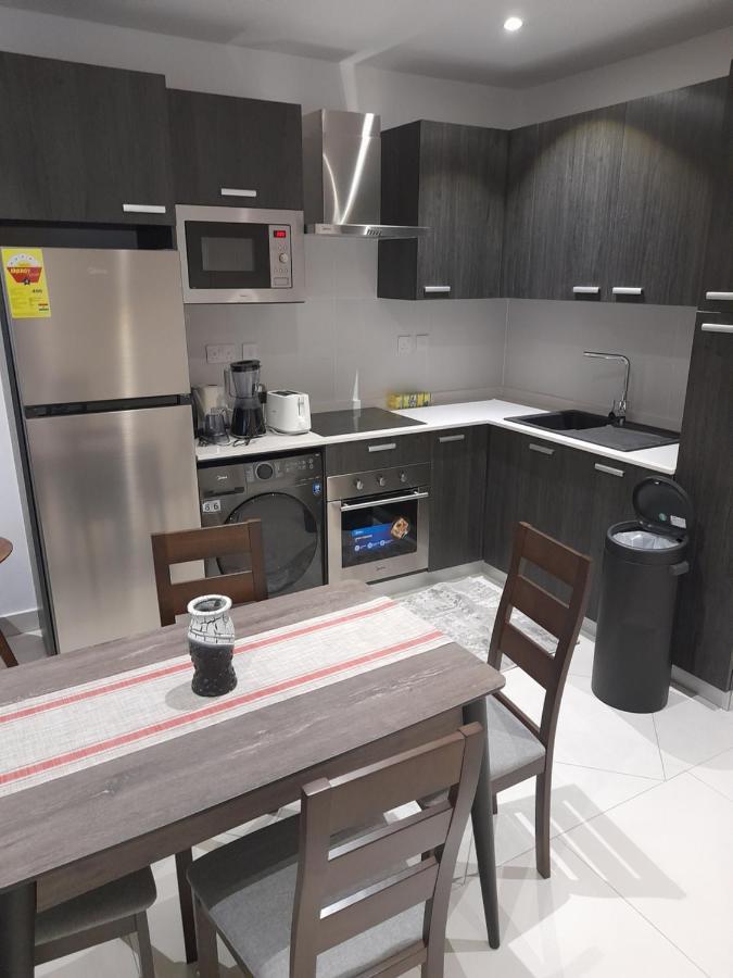 The Lennox D-Plus Apartments Accra Esterno foto